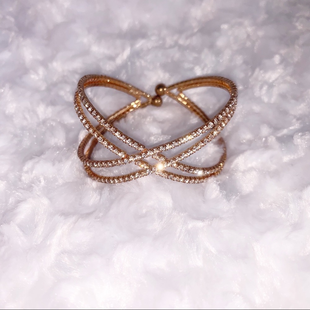 GOLD CUFF BRACELET